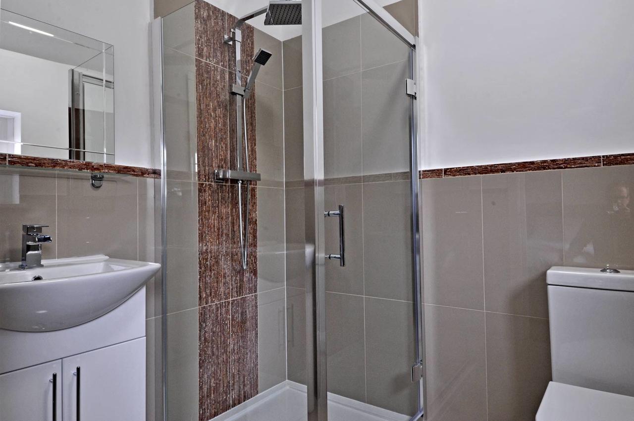 Rbs Hotel Rochester  Bagian luar foto